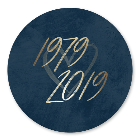 Goudlook '1979/2019' met donkerblauwe achtergrond